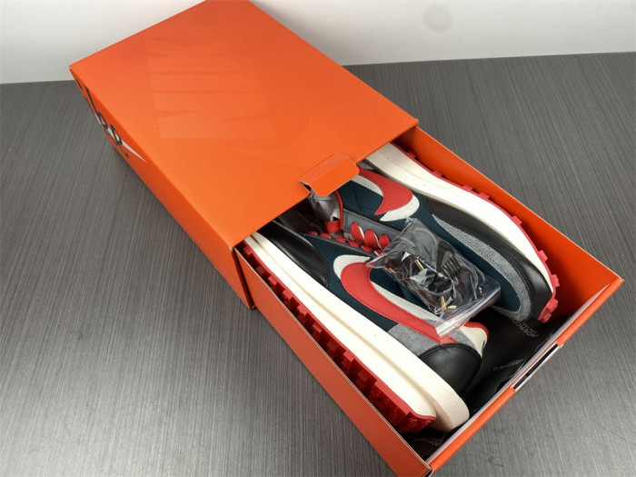sacai x Undercover x LDWaffle ‘Midnight Spruce University Red’ DJ4877-300