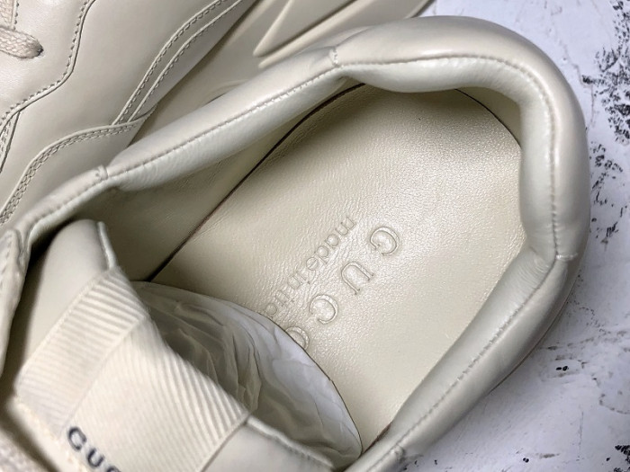 G*u*i rhyton vintage trainer sneaker 500878 drw00 9522