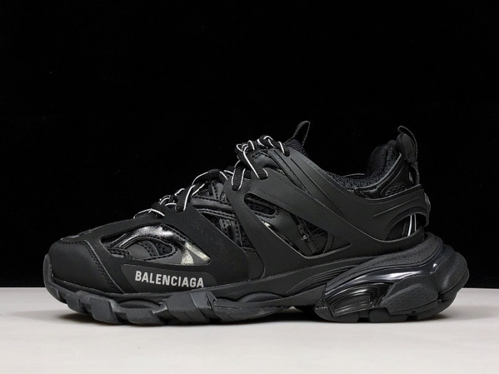 BLCG TRACK TRAINER ‘TRIPLE BLACK’ 542023 W1GB1 1000