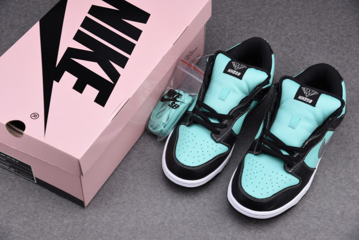 nike dunk sb low Di*m*nd supply co. "tiffany" 304292-402