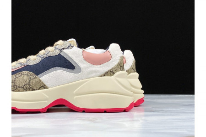 G*u*i rhyton vintage trainer sneaker 620185 99wf0 4371